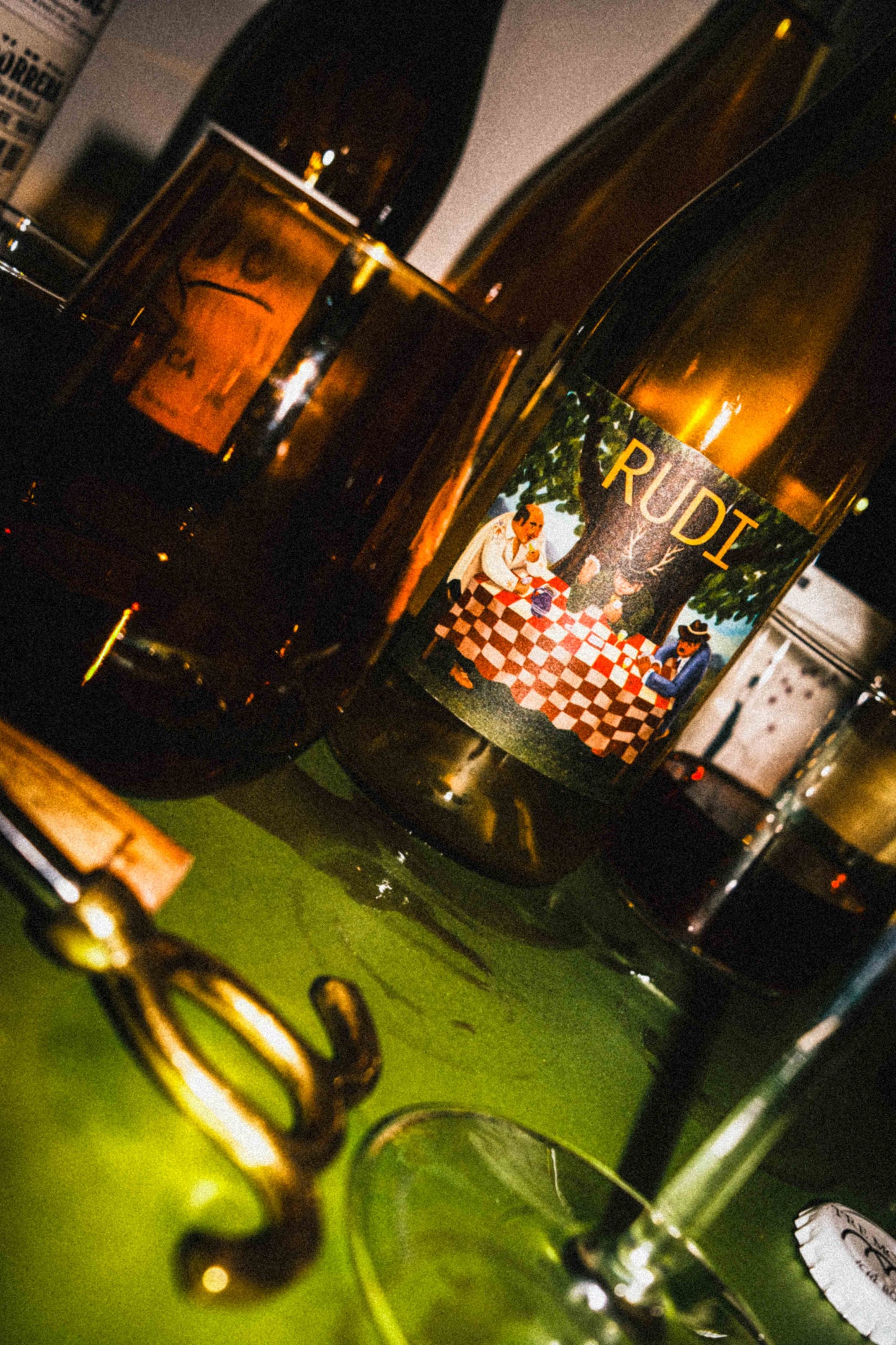 Rudi Pljesivica White